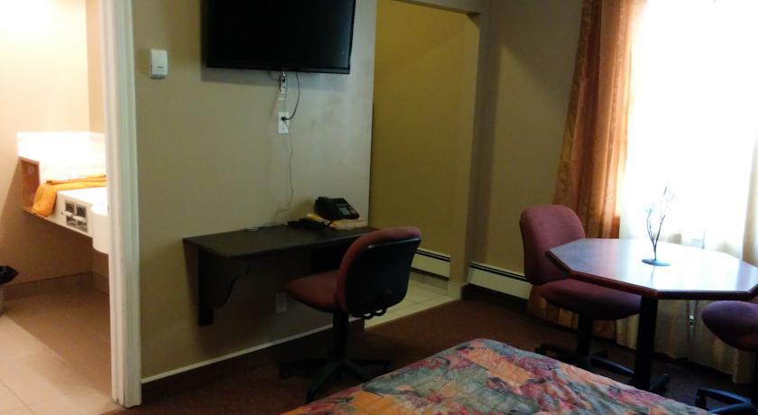 Bonnyville Hotel Oda fotoğraf