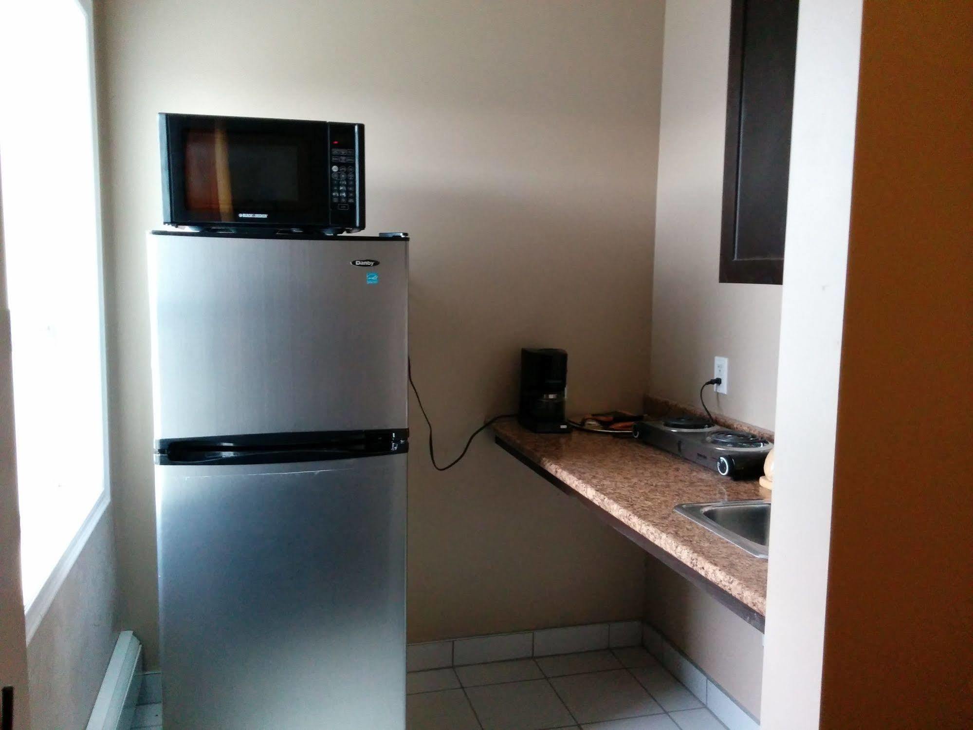 Bonnyville Hotel Dış mekan fotoğraf